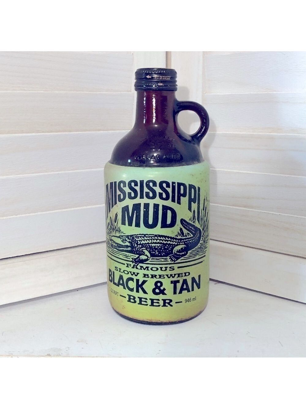 Vintage Brown Glass Mississippi Mud Beer Bottle